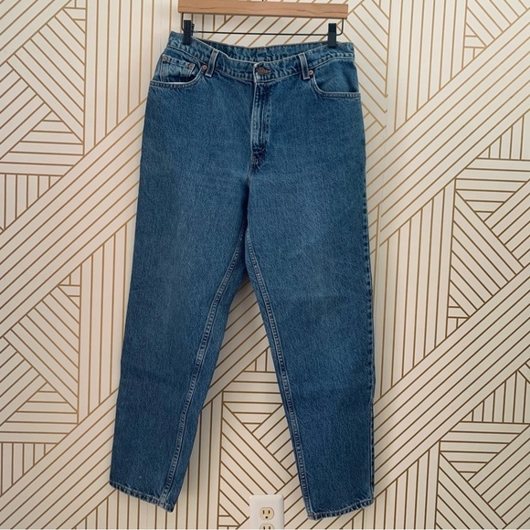 90s Vintage 550 Levi's relaxed fit slim tapered leg high waisted Jeans size 14 - Picture 3 of 13